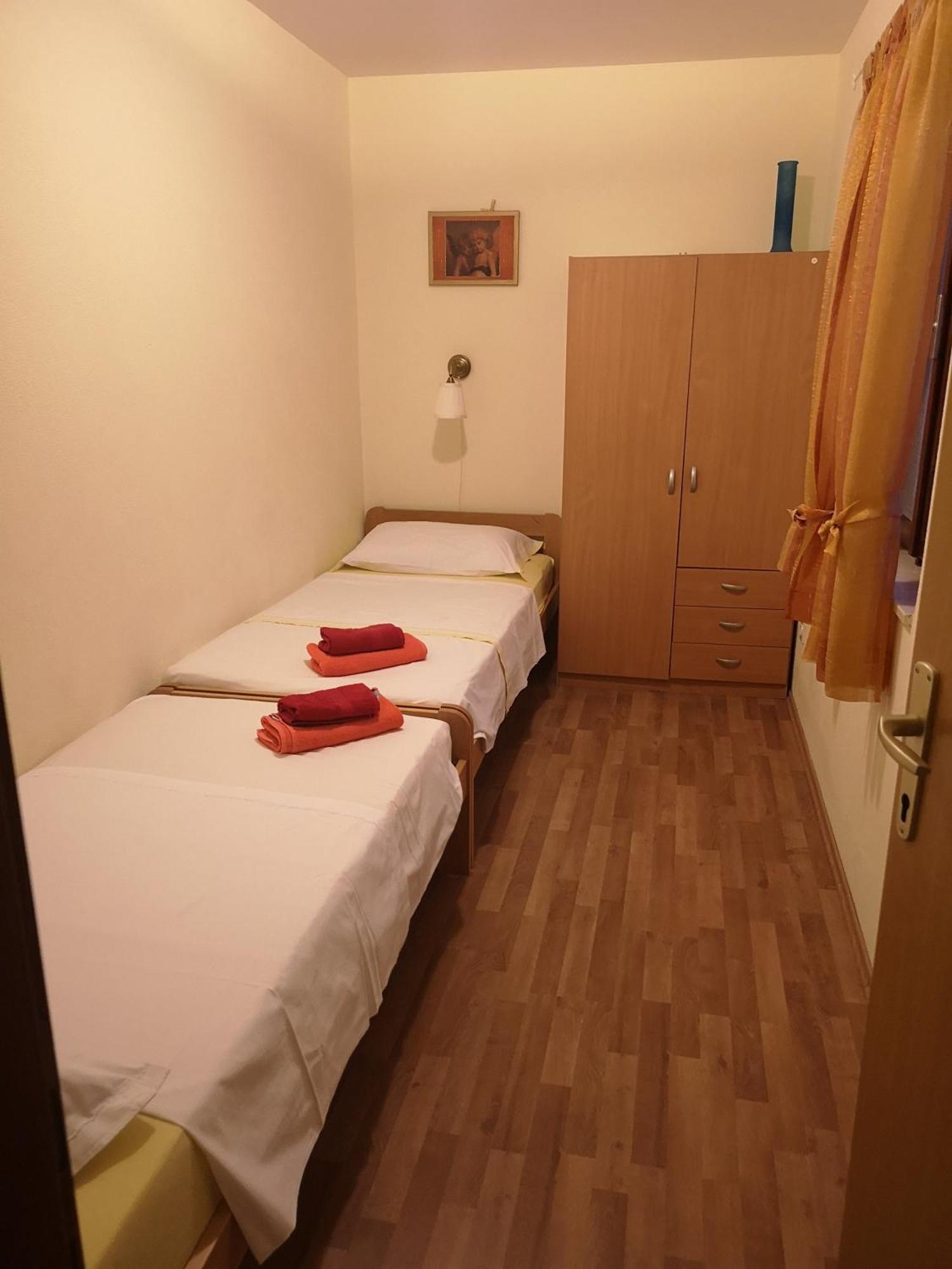 Holiday Home Cvitka Віс Екстер'єр фото