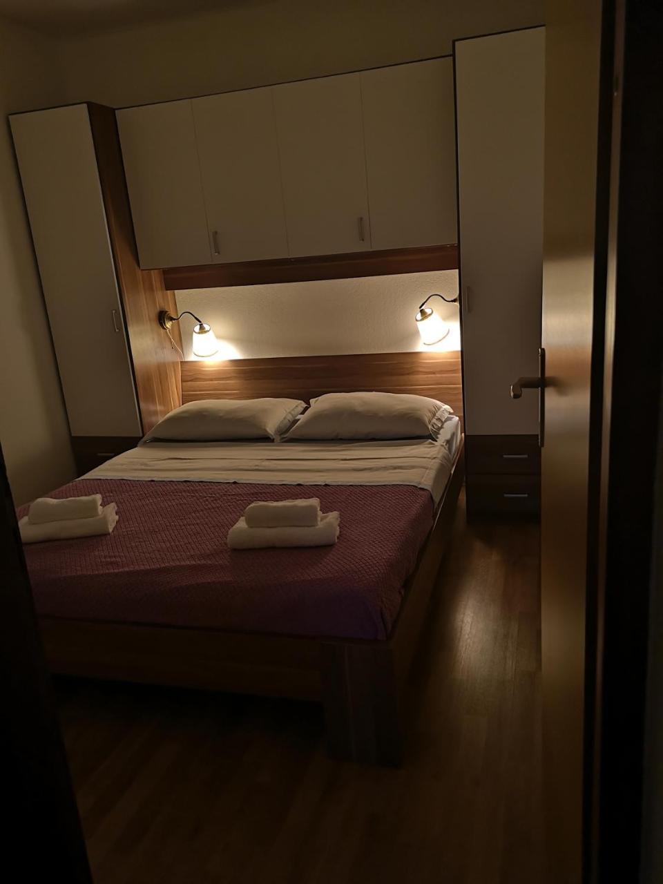 Holiday Home Cvitka Віс Екстер'єр фото
